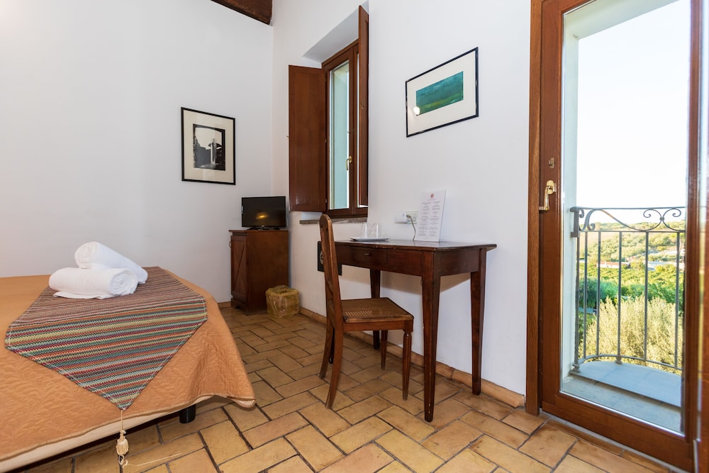 Standard Double Room, 1 Double Bed photo 2