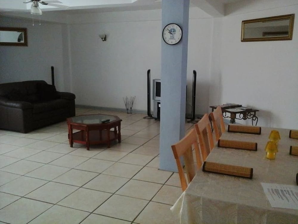 Apartment, 3 Bedrooms, Sea View photo 1
