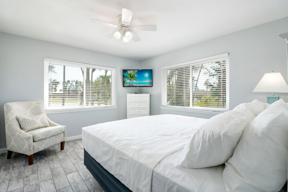 Room, 3 Bedrooms (Rental, No Pets, Linens Incld) photo 3