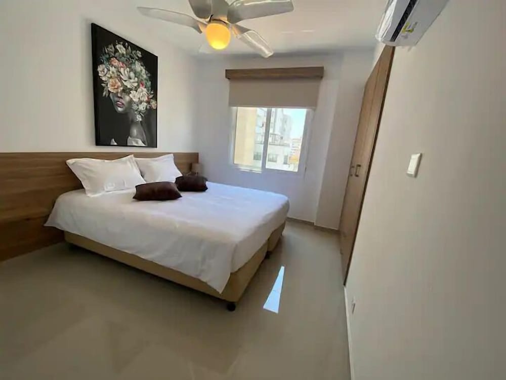 One Bedroom Apartment Suite 307 photo 1