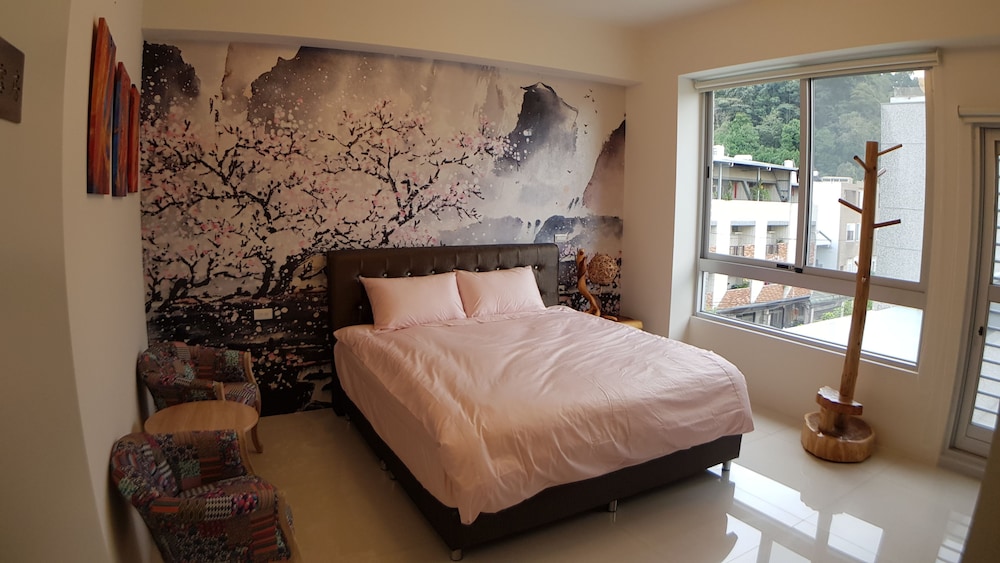 Design Double Room, 2 Bedrooms, Shared Bathroom photo 1