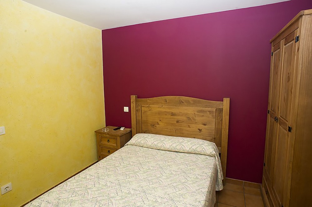 Basic Double Room photo 3