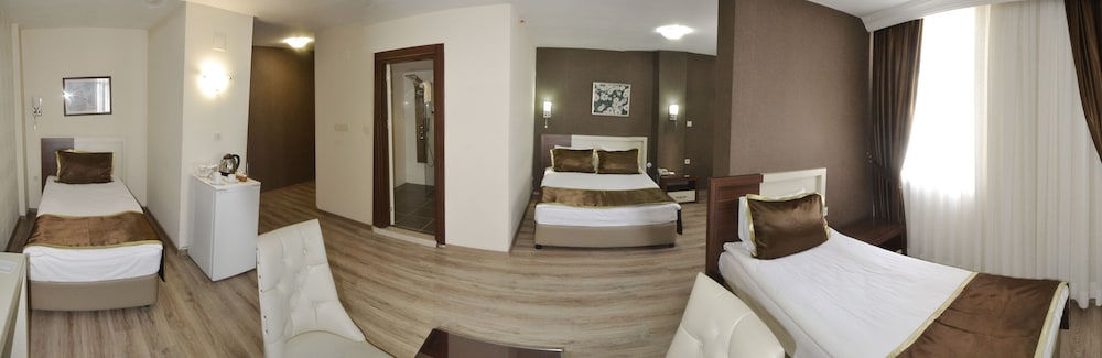 Triple Room photo 2