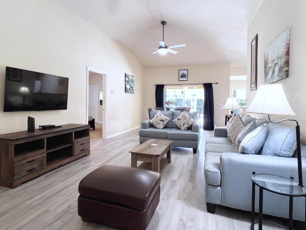 House, 3 Bedrooms photo 1