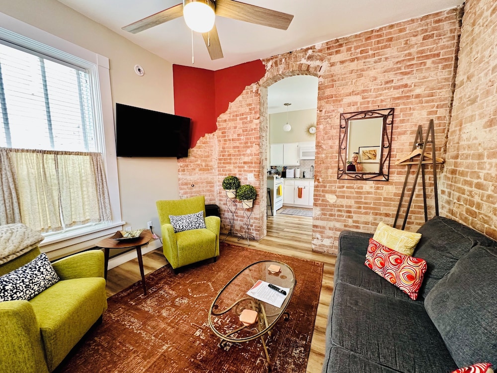 Premier Condo