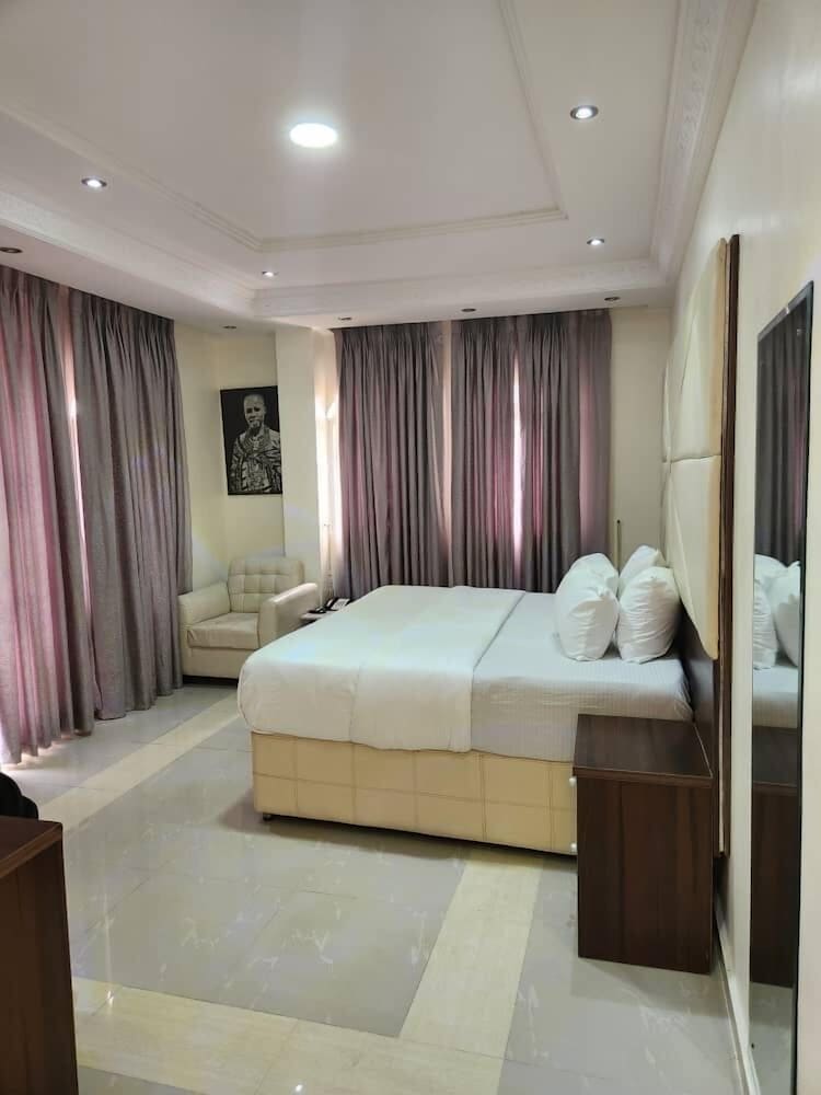 Deluxe Single Room, City View