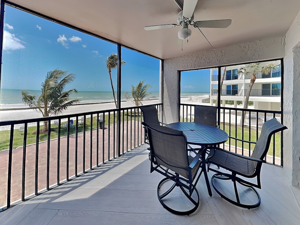 Condo (2 Bedrooms)