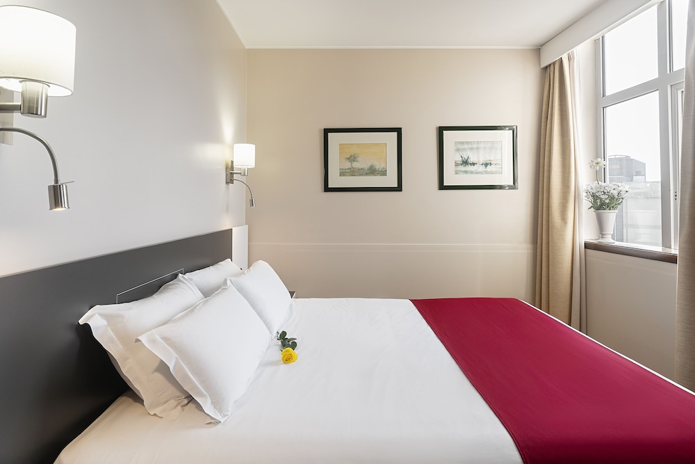 Double Room - Photo 2