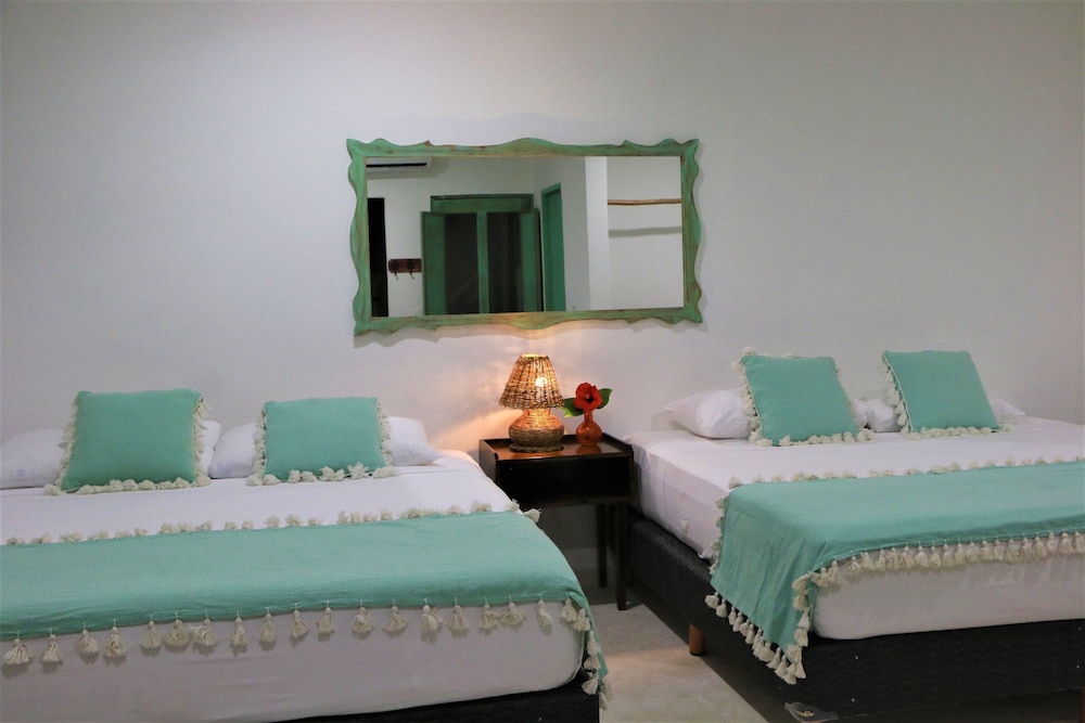 Basic Quadruple Room, Private Bathroom - Photo 14