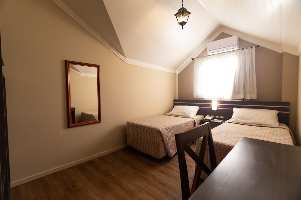 Deluxe Twin Room, 2 Twin Beds photo 1
