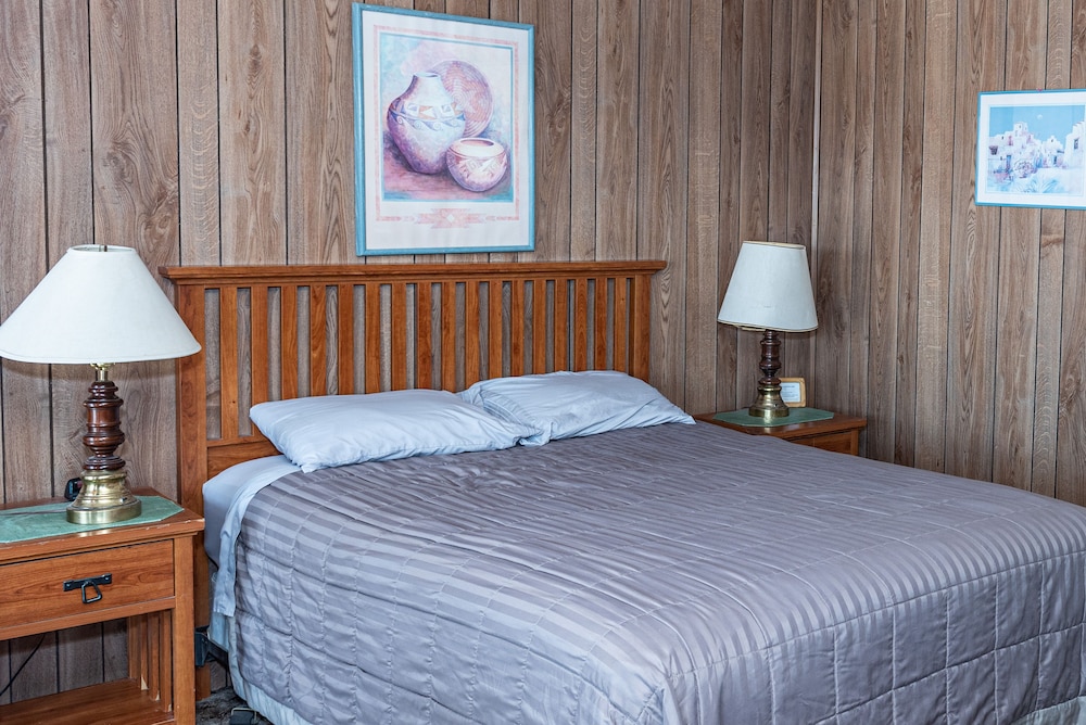 Standard Room, 1 Queen Bed, Non Smoking