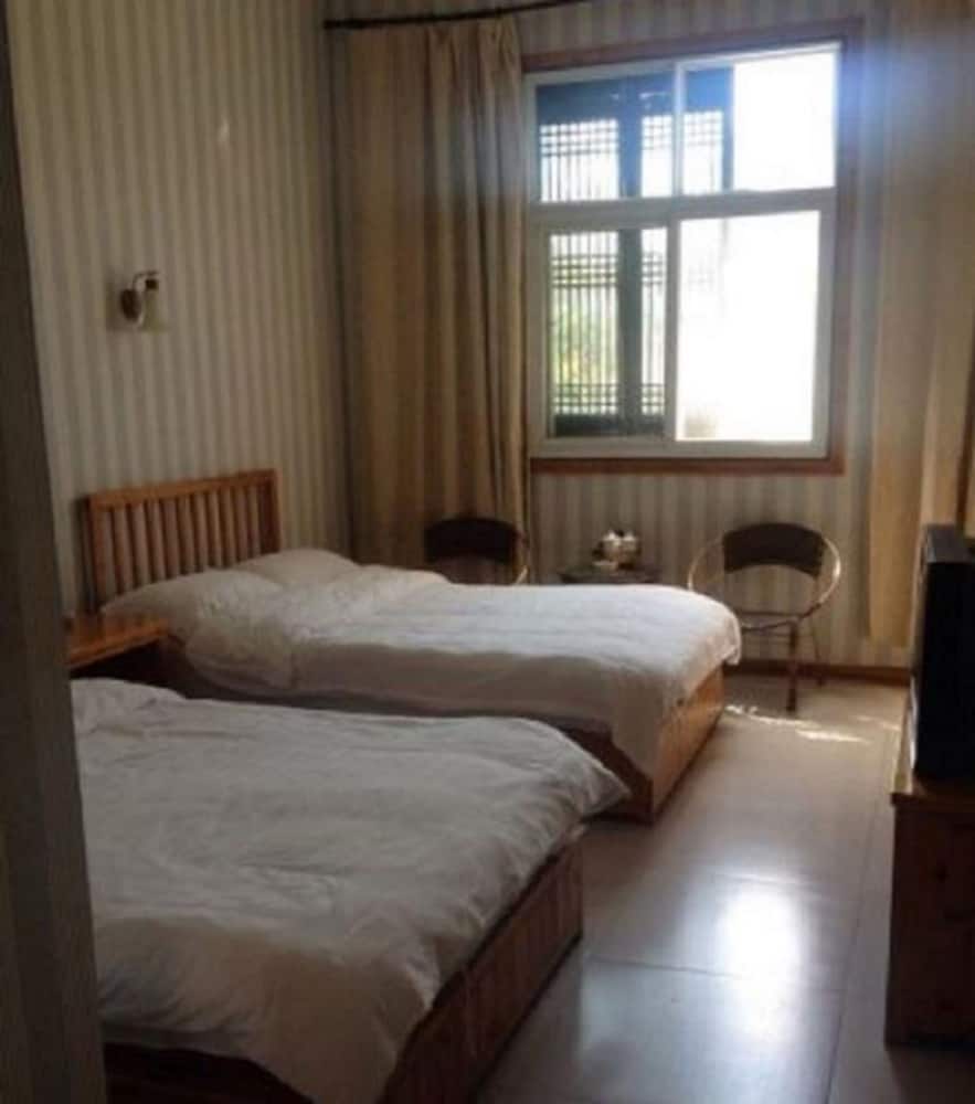 Comfort Twin Room (Mainland Chinese Citizen Only) photo 1