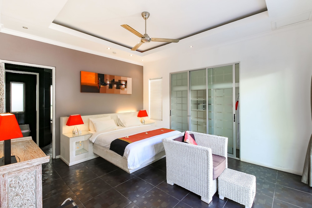 Two Bedrooms Executive Pool Villa - Photo 14