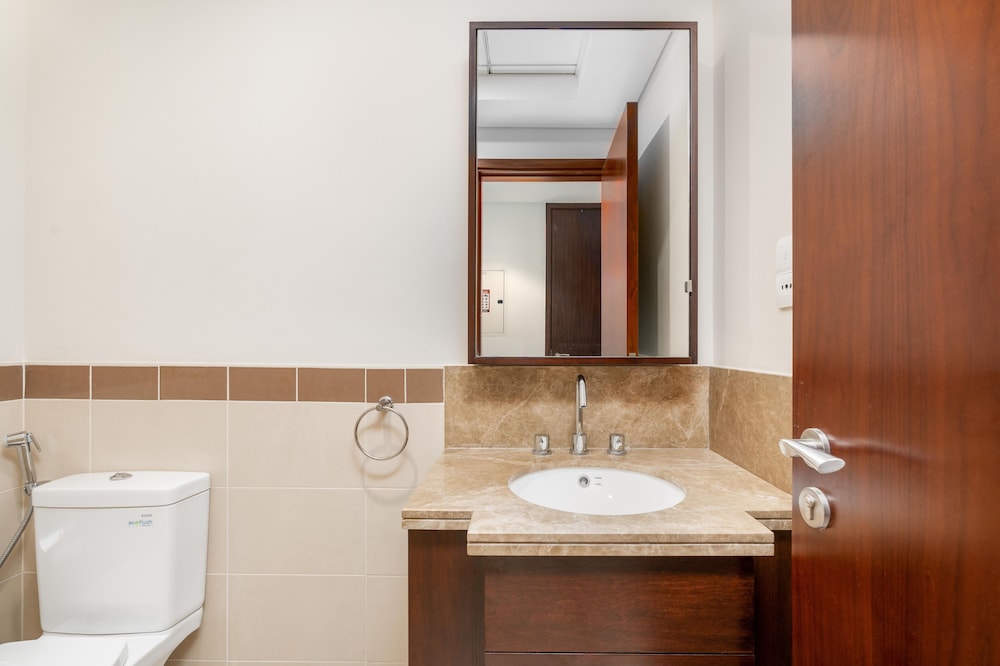 Premier Apartment photo 3