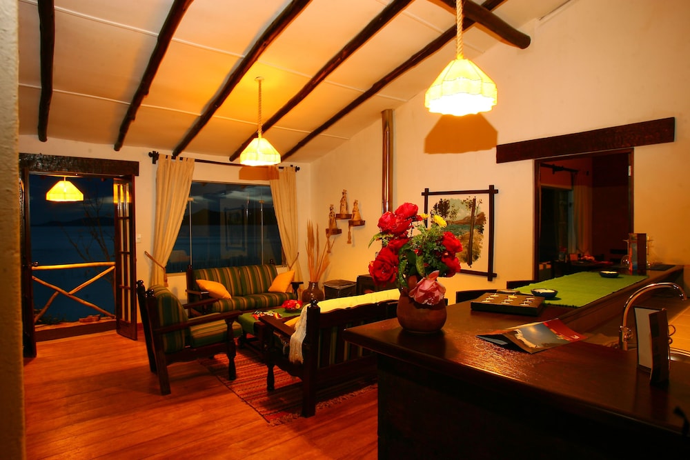 Exclusive Bungalow photo 2