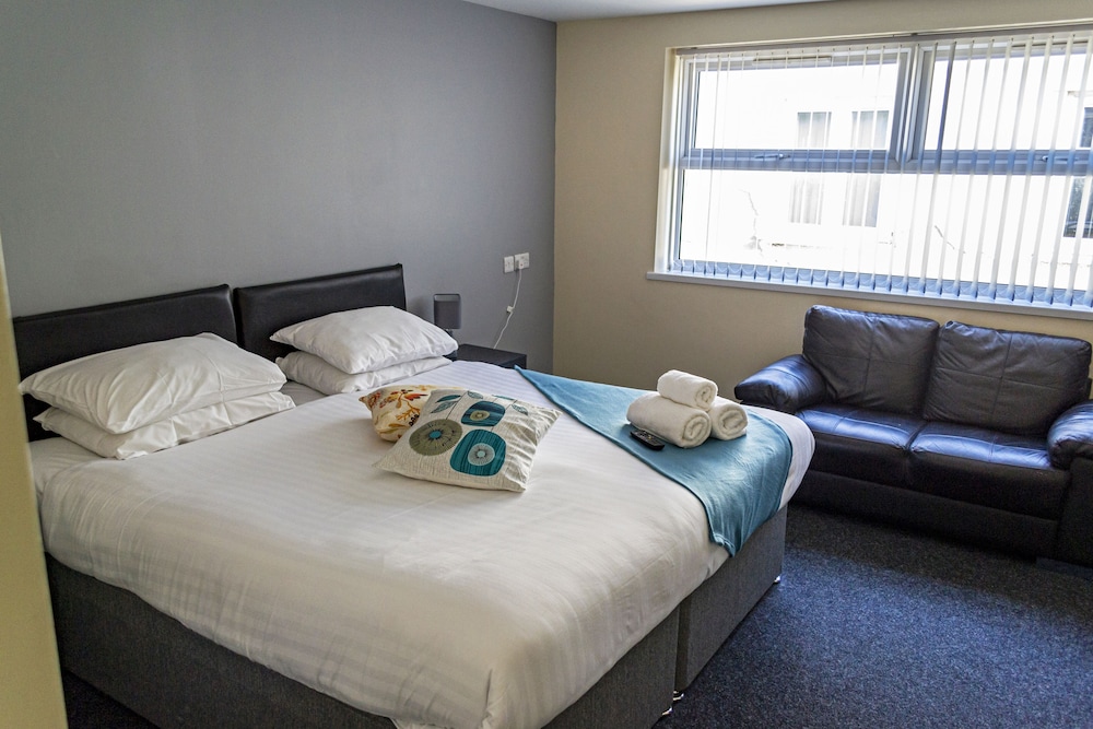 Studio Suite, Kitchen