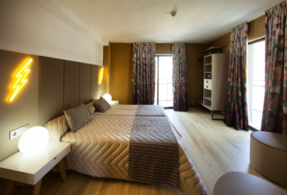Superior Double Room, Balcony