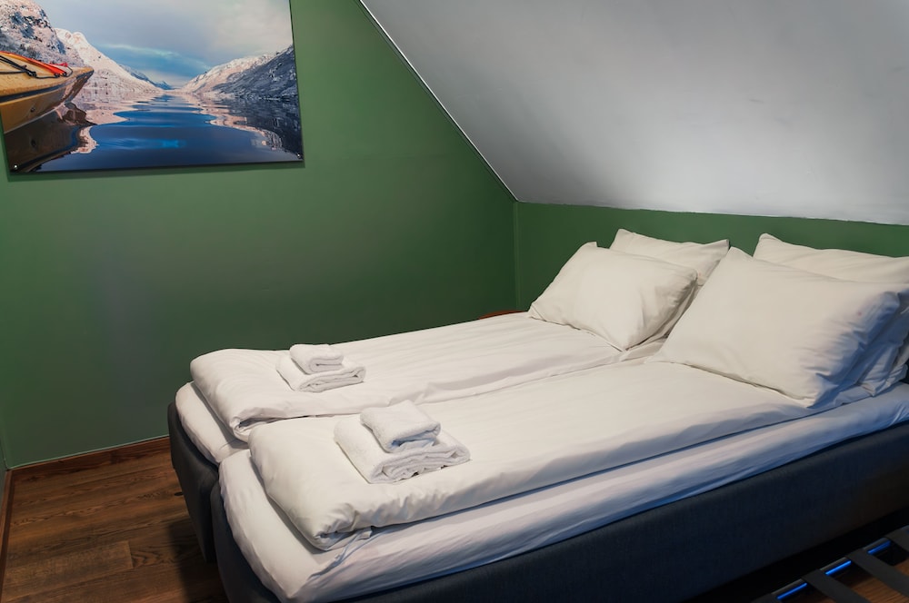 Double or Twin Room, Without private Bathroom, Mountain View