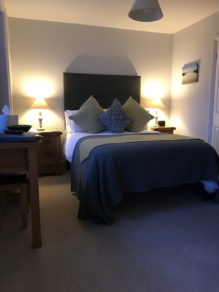 Double Room (Room 2) photo 1
