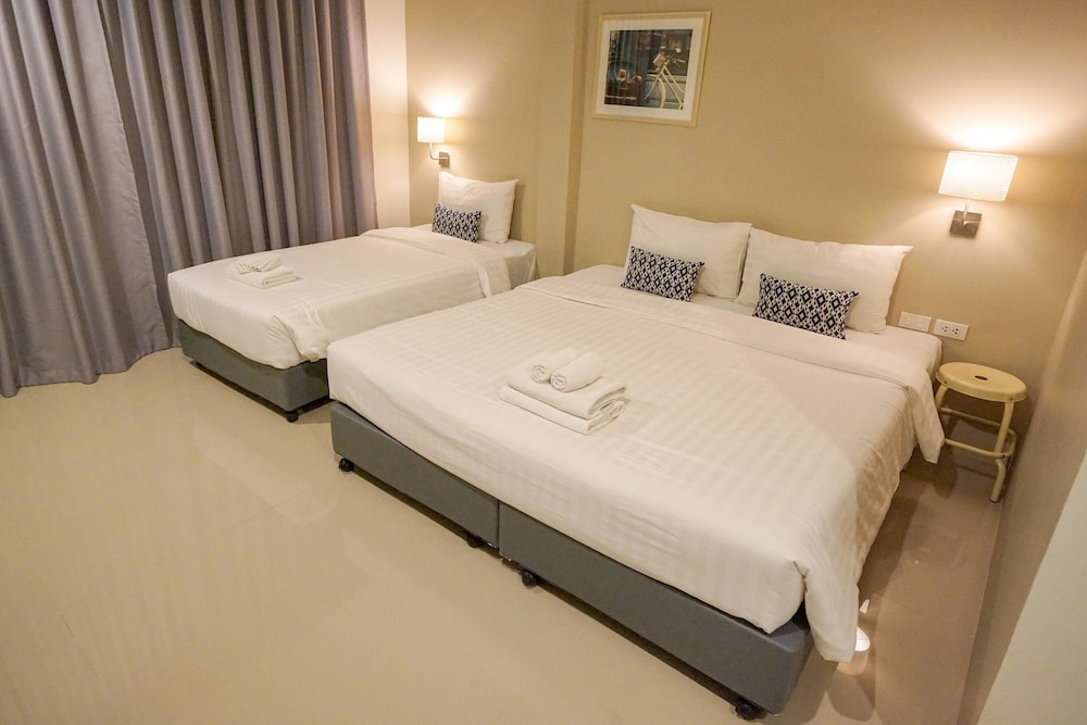 Deluxe Triple Room - Building 1 photo 1