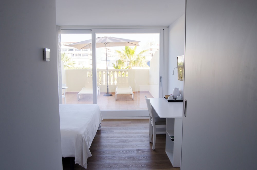 Double Room, Terrace photo 3