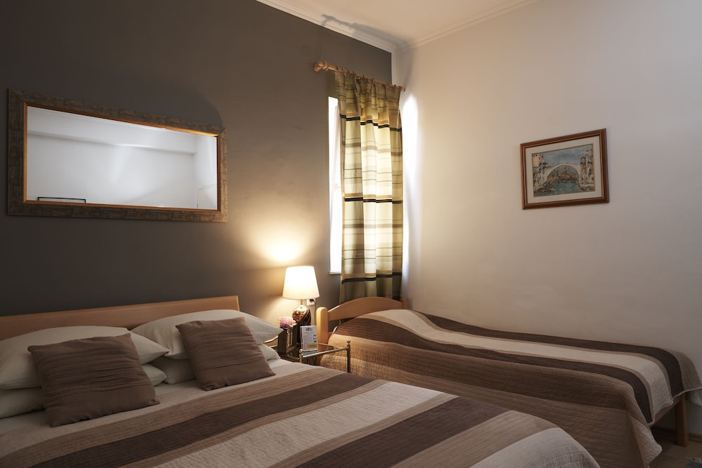 Comfort Quadruple Room, 1 Bedroom, Accessible, Terrace photo 3