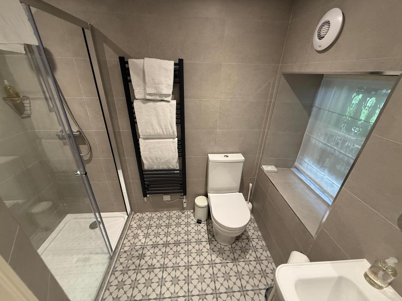 Superior Double or Twin Room photo 3