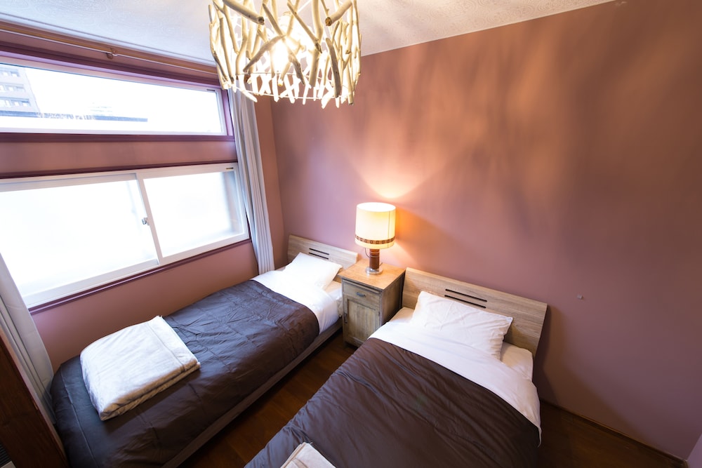 105 Twin Room photo 2
