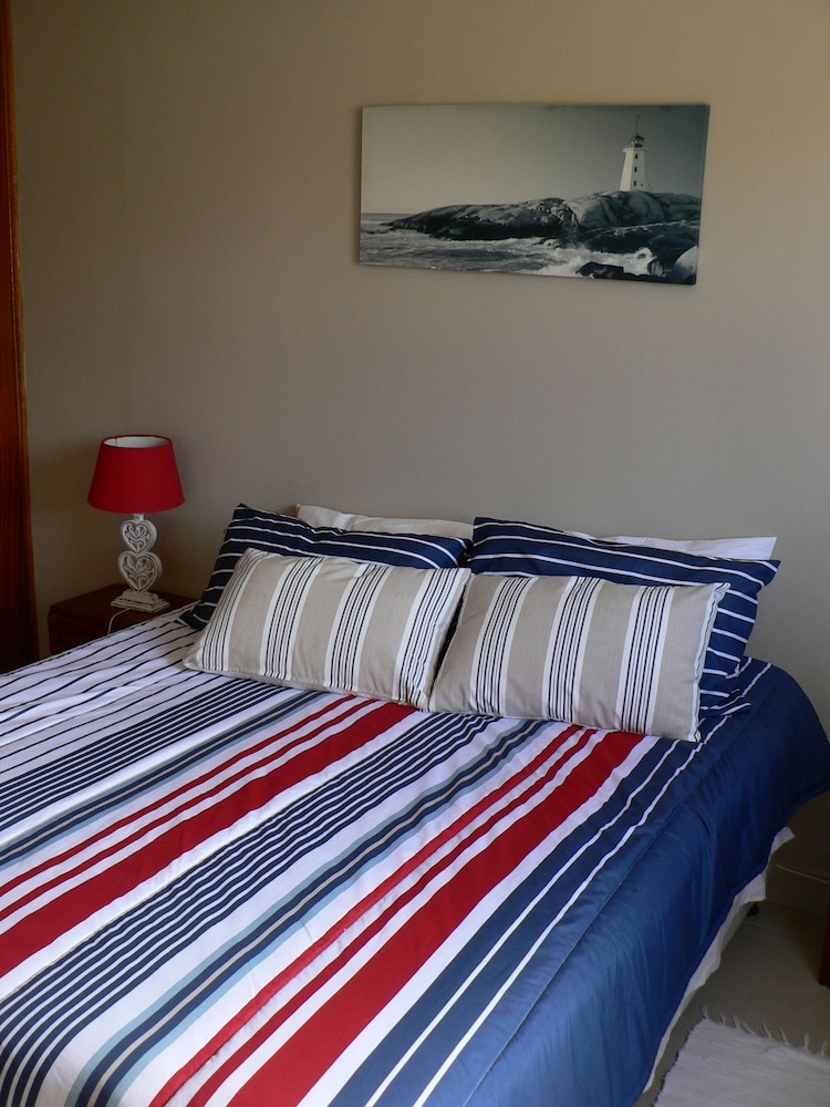 House, 5 Bedrooms photo 1