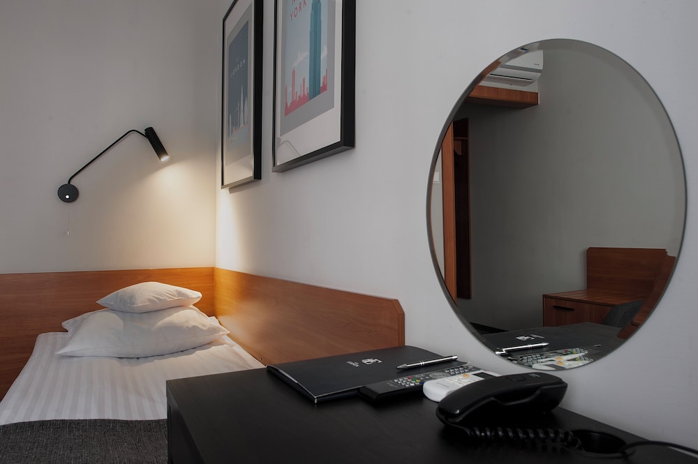 Standard Single Room photo 3