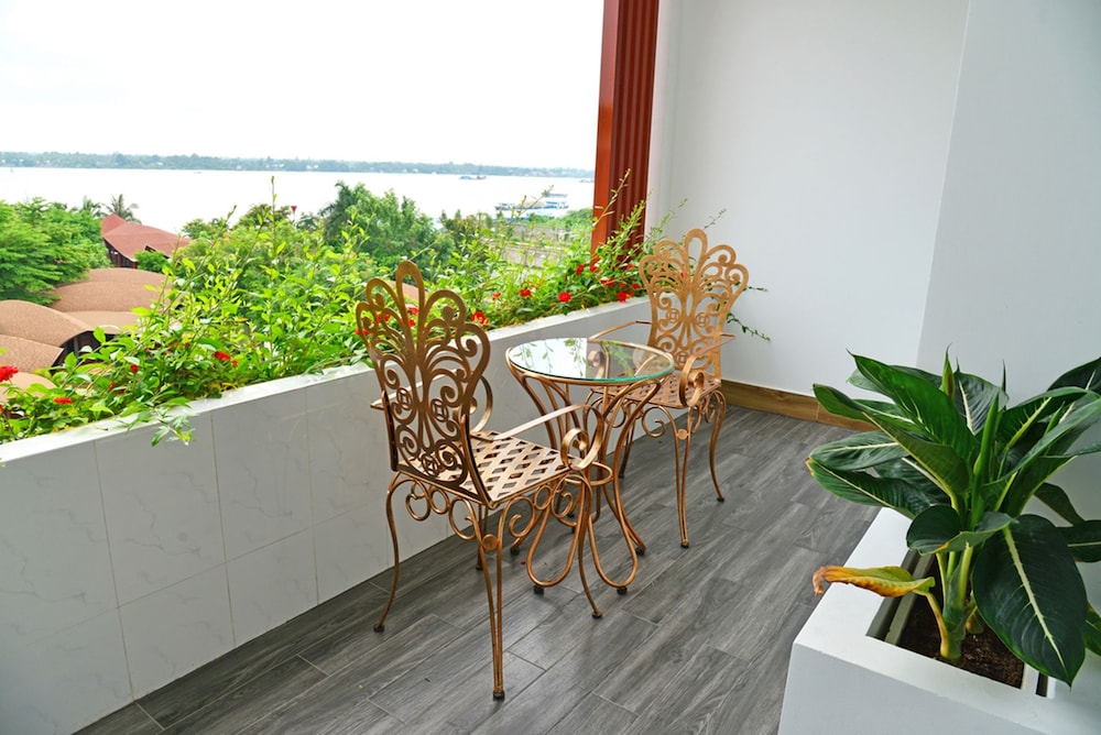 Suite - Photo 5