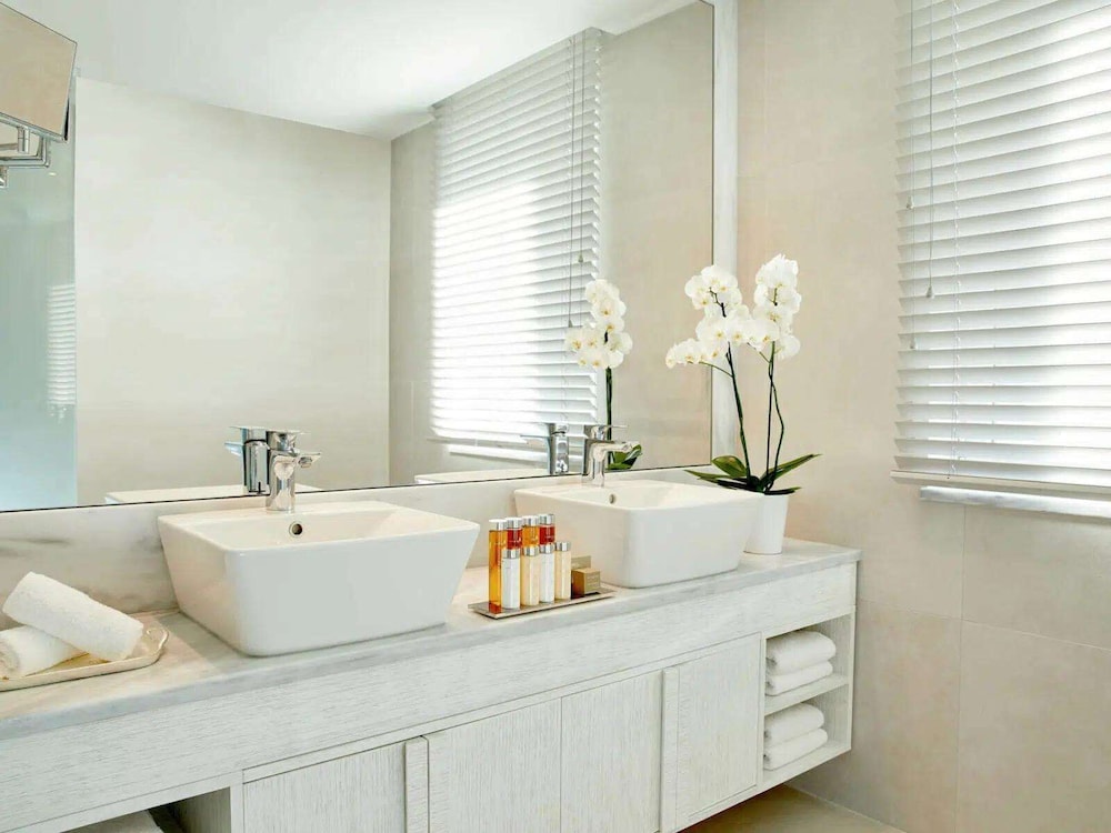 Superior Triple Room, Sea View photo 3