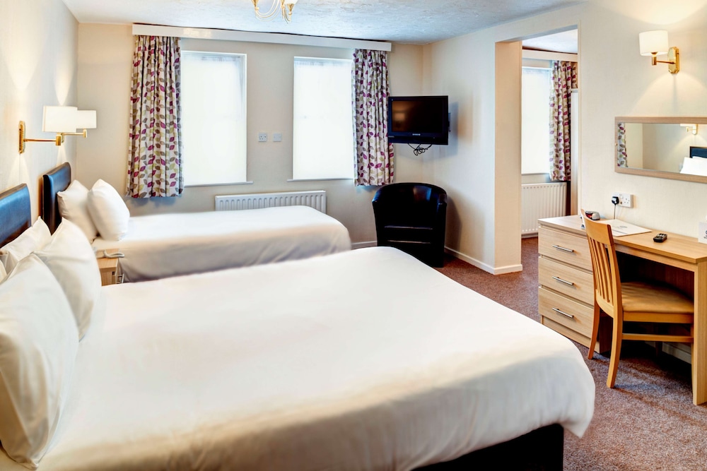 Family Room, Multiple Beds, Non Smoking - Photo 3