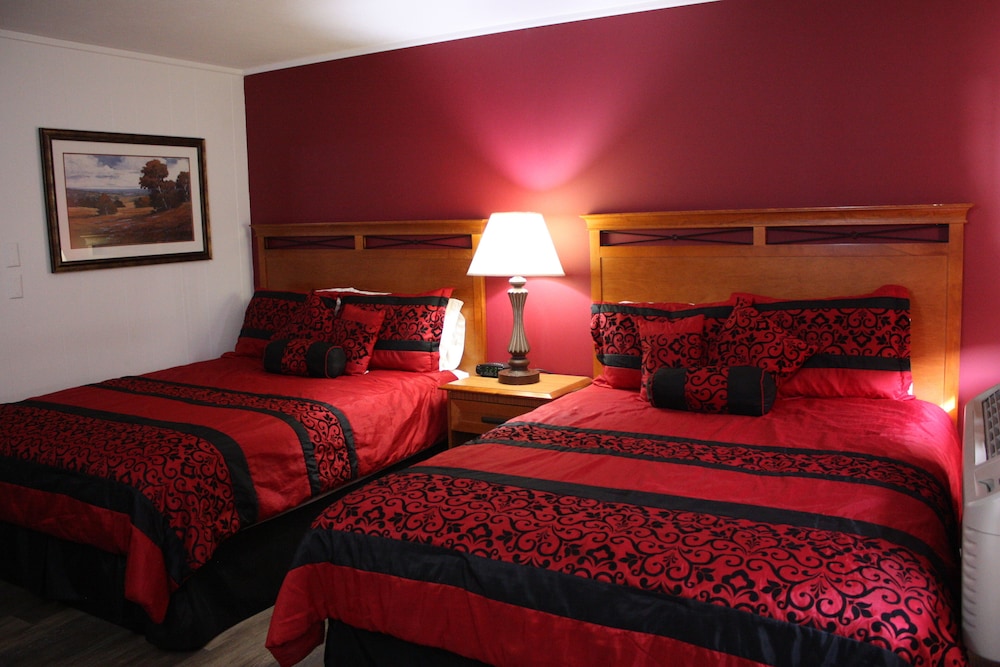 Room, 2 Queen Beds, Non Smoking photo 1