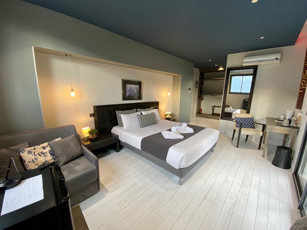 Comfort Double Room, Lake View (balcon, salle de bain et douche) photo 2