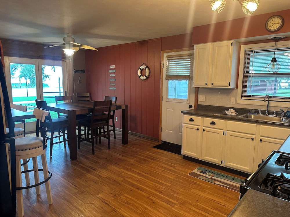 Deluxe Cottage photo 3