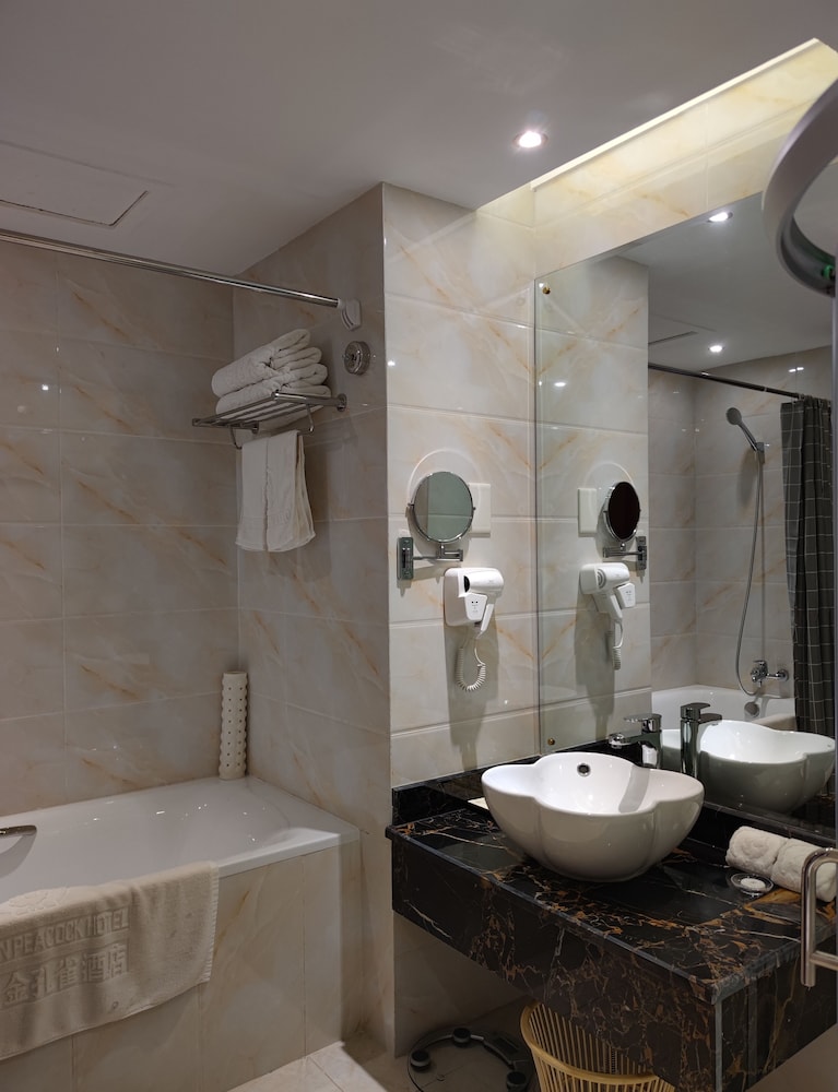 Executive Suite photo 2