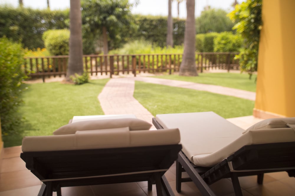 Superior Double Room, Terrace, Garden Area - Photo 3