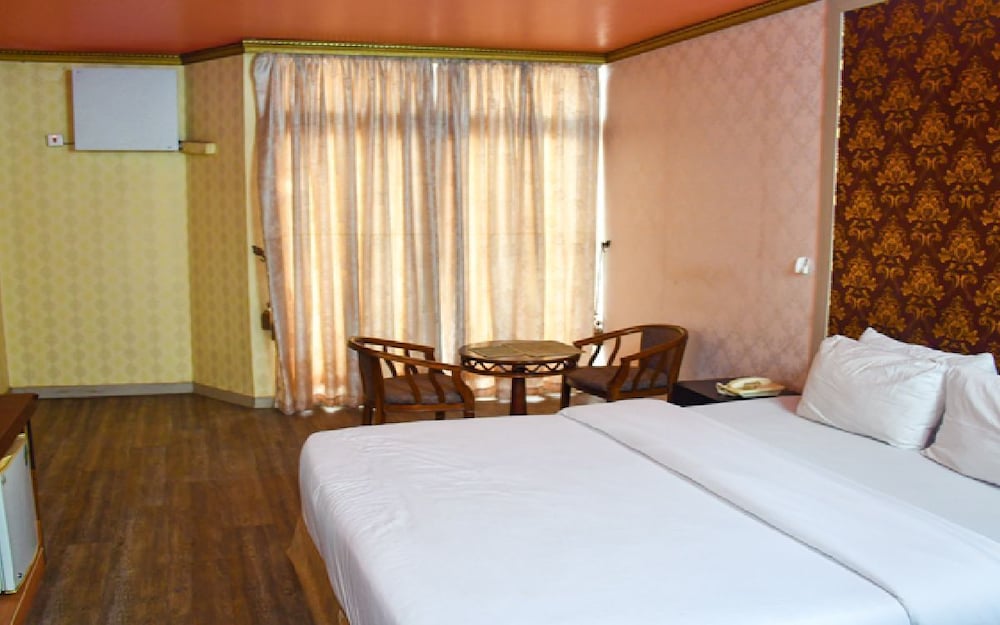 Standard Room - Photo 1