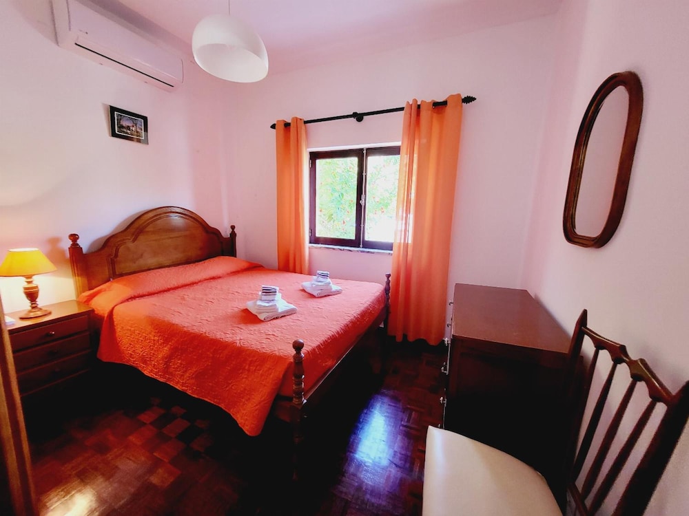 Villa photo 2