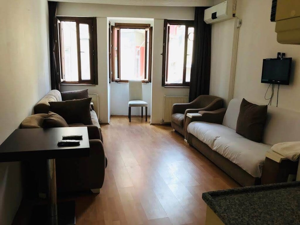 Family Apartment photo 1