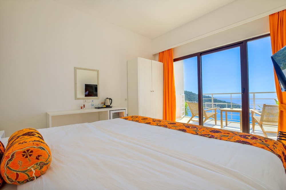 Deluxe Double Room - Photo 10