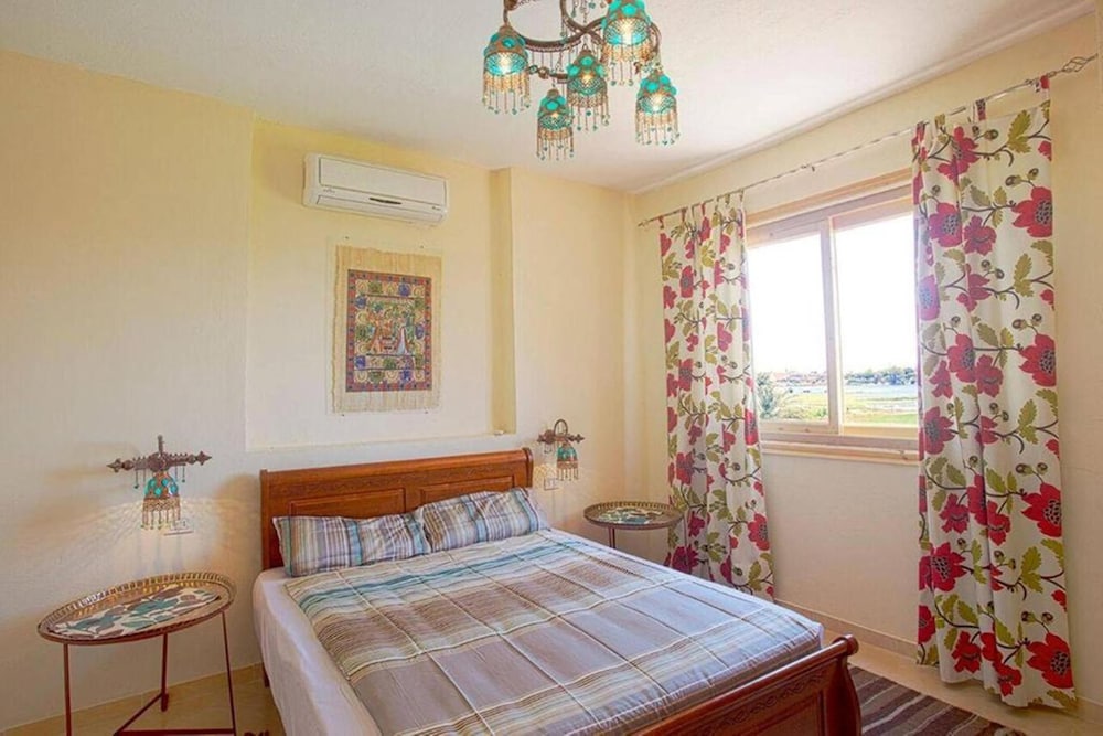 Apartment, 2 Bedrooms, River View photo 1