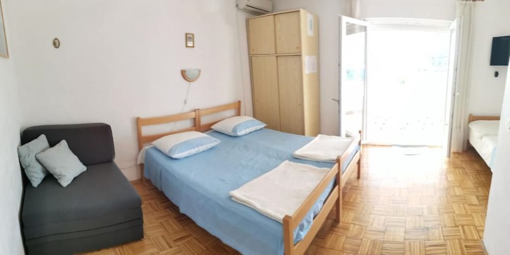 Apartment (Tonci - by the sea - A3(4))