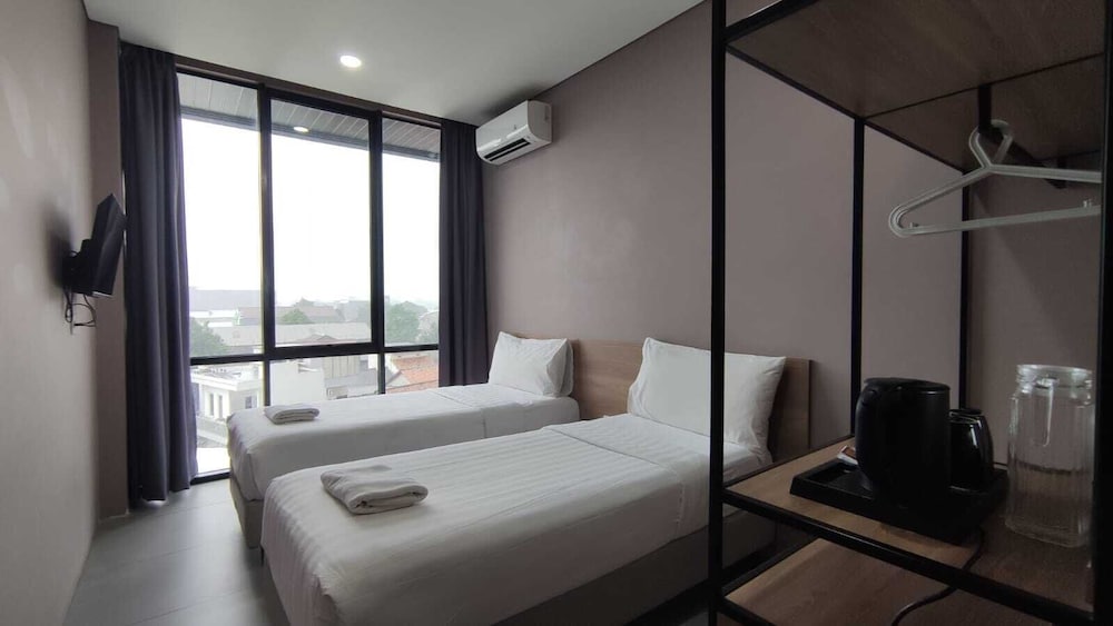 Superior Twin Room - Photo 1