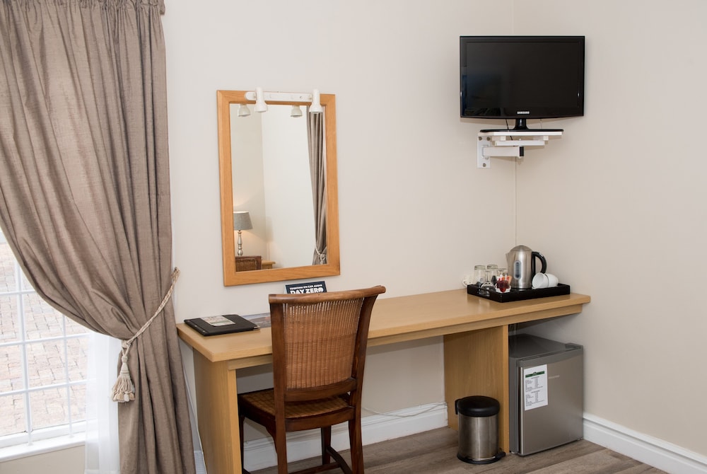 Standard Room, 1 Bedroom - Photo 3