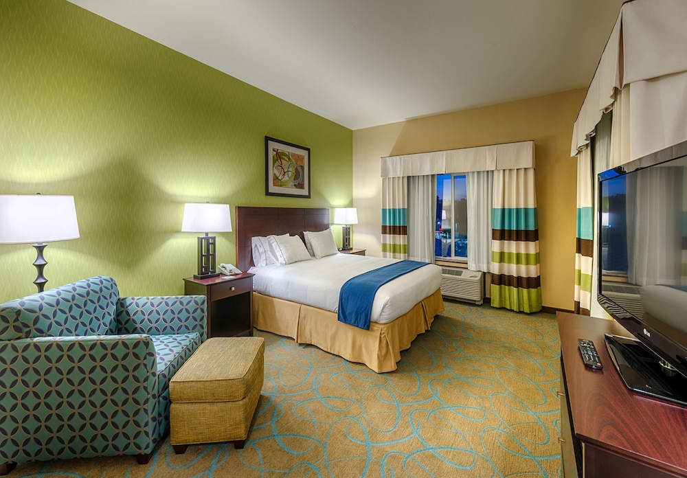 Standard Room, 1 King Bed photo 2