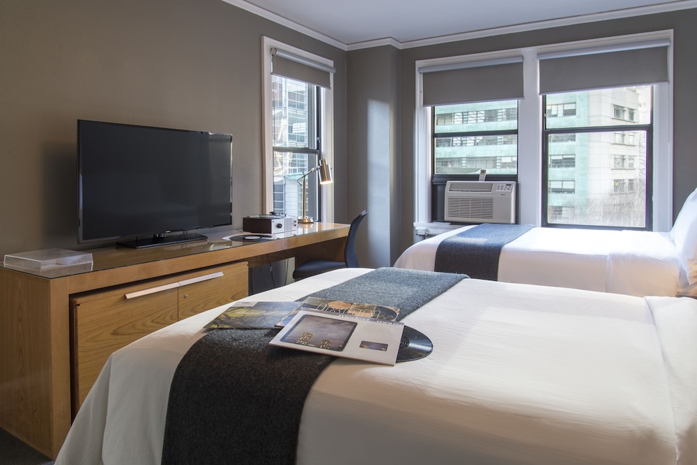 Standard Room, 2 Double Beds, Accessible (Accessible Modern Two Doubles) photo 2