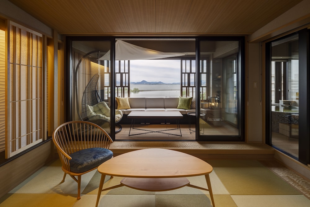 Koyu Elegant Suite with Semi-Open-Air Private Natural Hot Spring - Non-Smoking photo 2