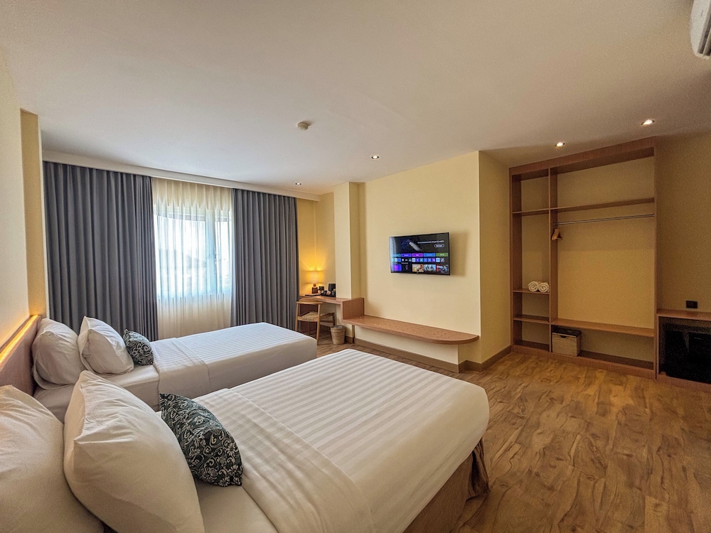 Junior Suite, 1 Bedroom - Photo 4